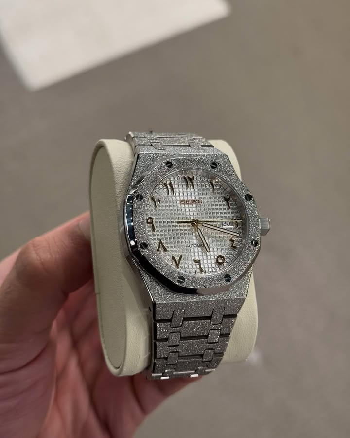 Frosted Steel Seiko – Arabic Dial Edition